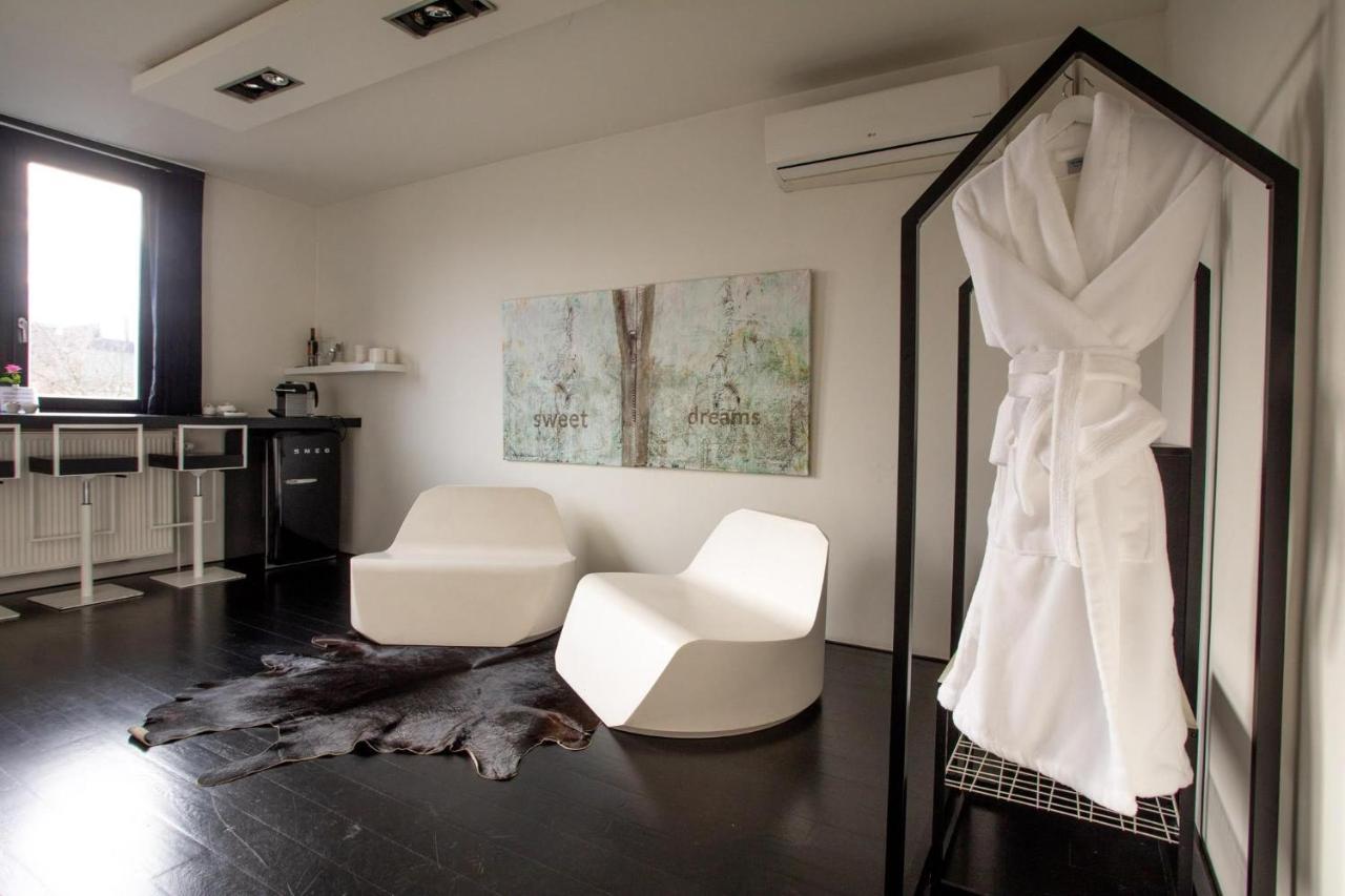 B&B Suites Feek Antwerpen Eksteriør bilde
